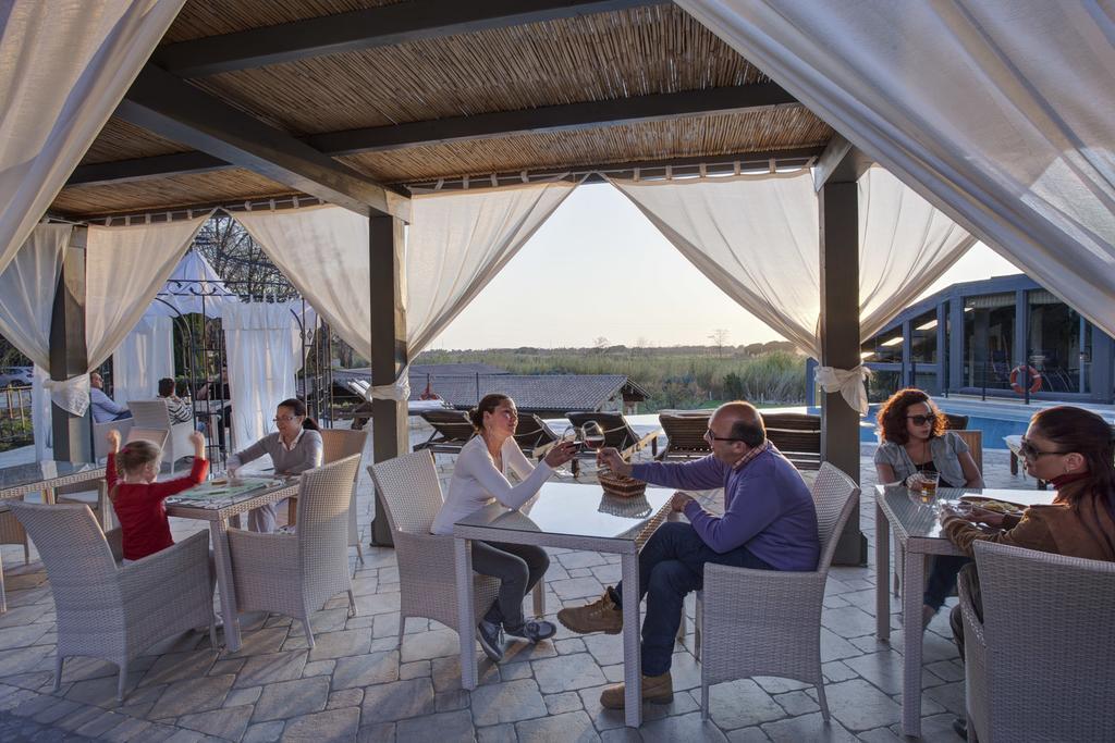 Villa Hotel Valle Del Marta Resort Tarquinia Exteriör bild